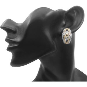 Boucles d'oreilles créoles Ornaatis Diamond Huggie Hoop 1,76 carats de poids total, taille brillant rond, bicolores or sur argent sterling, pour femme, usage quotidien - Product Image 3