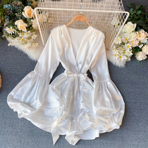 Vestido Casual de Moda con Cuello en V y Mangas Farol de Satén para Mujer, Estilo Europeo y Americano - Product Image 5
