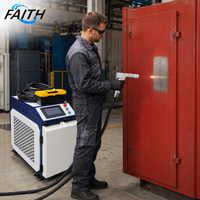 Machine de nettoyage laser à fibre sans contact 1500W 2000W 3000W pour l'élimination de la rouille, de la peinture, de l'huile et de la poussière