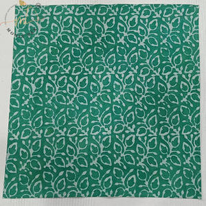 Juego de Servilletas de Algodón con Diseño Cuadrado Estampado a Mano, Suaves y Duraderas, para Cocina y Bodas - Product Image 2