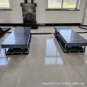 Elevador de Tijera Hidráulico Dizang con Protección de Sobrecarga de 700 kg para Taller de Reparaciones - Product Image 2