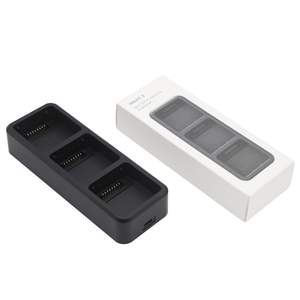 Hub de charge intelligent multi-ports pour batteries Li-Po polymère de drone, en ABS, pour la série <span class=keywords><strong>Mavic</strong></span> 3, conception compacte pour un rangement facile - Product Image 1