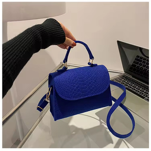 Bolso de Moda Popular para Mujer, Bolso de Hombro de Fieltro, Bolsos Simples de Color Sólido para Mujer - Product Image 6