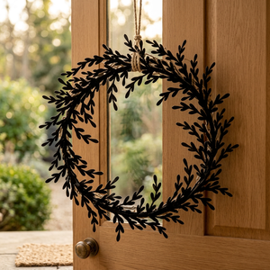 Couronne de feuilles métalliques rustiques, ronde, décorative, fleurs faites à la main, ornement de Noël suspendu non éclairé, emballage individuel - Product Image 1