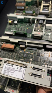 ชุดควบคุมซีเอ็นซี 6FC5210-0DF00-0AA2 PCU20 สำหรับเครื่องมือควบคุมเชิงตัวเลข ระบบอัตโนมัติอุตสาหกรรม - Product Image 1