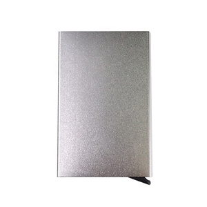 Metal Auto Popup RFID-blokkerende bankkaarthouder van aluminiumlegering, anti-scan creditcardhouder, metalen kaartvak - Product Image 3