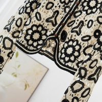 Shrug rajutan bunga boho wanita, kerah bulat tipis, lengan panjang, kancing depan, penutup pendek untuk pantai musim panas