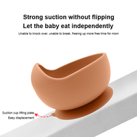 Produits d'alimentation pour bébés non toxiques, logo personnalisé, tapis de table en silicone souple, assiette, bol, cuillère, fourchette, gobelet à bec, ensemble de vaisselle pour bébé