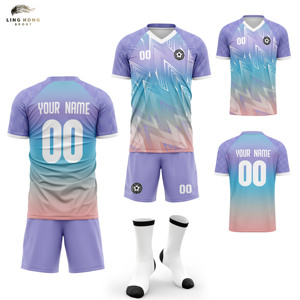 Ensembles de maillots de football, vêtements de football par sublimation, maillots de football unisexes, maillots de football personnalisés, vêtements de sport pour équipes, uniformes de football, séchage rapide - Product Image 1