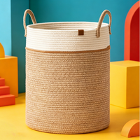 Panier de rangement de luxe en fibres végétales écologiques blancs couleur désert avec poignée pour la maison, la cuisine et le rangement des couvertures