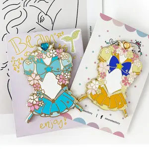 중국 옷깃 핀 제조 업체 하드 에나멜 사용자 정의 핀 금속 로고 백업 카드