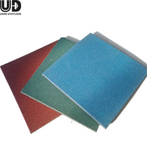 Services de personnalisation de revêtements de sol en caoutchouc pour aires de jeux, avec retour sur investissement à long terme élevé, tapis en caoutchouc pour aires de jeux - Product Image 3