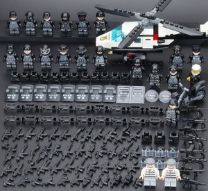 Figurines de police des forces spéciales SWAT, Hummer Warrior, char blindé, hélicoptère Flying <span class=keywords><strong>Tiger</strong></span>, jouet de construction à assembler - Product Image 6