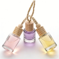 Flacon de parfum pour voiture en verre de 5 ml, 8 ml, 10 ml, vide, rechargeable, avec bouchon en bois, diffuseur d'huiles essentielles