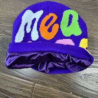 Bonnet unisexe en laine acrylique d'hiver, chaud et doux, doublure en satin protège vos cheveux, développement personnalisé de vos motifs et logos de marque