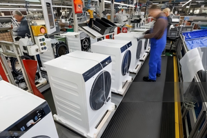 Ligne d'assemblage automatique pour la production industrielle de sèche-<span class=keywords><strong>linge</strong></span> / séchoirs à <span class=keywords><strong>linge</strong></span> - Product Image 4