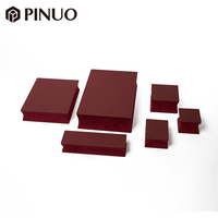 Boîte à bijoux vintage PINUO en velours bordeaux, ensemble de présentoir pour collier, bague, bracelet, kit d'emballage personnalisé avec logo