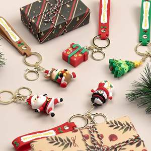 3D Weihnachten Schlüssel bund Weihnachts mann Lustige PVC Schlüssel ring Anhänger benutzer definierte Werbe Großhandel Edelstahl Kunststoff Legierung Material - Product Image 3