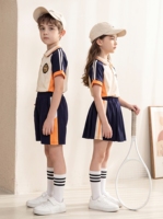 Ensemble d'uniformes scolaires personnalisés pour la maternelle, style britannique, polo à manches courtes pour enfants, jupe, short, kit avec logo personnalisé, fabrication OEM