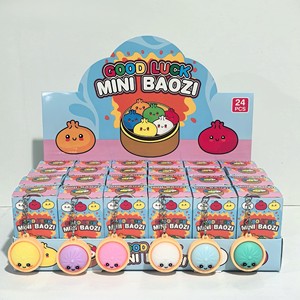 Portachiavi in Peluche con Personaggi Cartoon Misti, Scatola a Sorpresa, Mini Bambole Multi IP, Ciondoli per Borsa, Vendita all'Ingrosso, 24 Pezzi per Confezione - Product Image 1