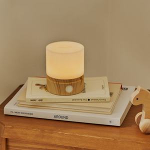 โคมไฟกลางคืนแบบ USB ดีไซน์สร้างสรรค์ พร้อมหน้าจอดิจิตอล ปรับความสว่างได้ ใช้ในห้องนอน สำหรับให้นมบุตร ชาร์จไฟได้ หมุนได้ - Product Image 2