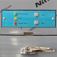 Machine de tri des déchets pour systèmes de rampe à déchets avec séparation des déchets secs et humides