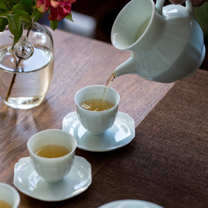 Chinese Style Porcelain <b>Teacup</b> Small Round Kung Fu Tea Cup Aroma Gathering Cup For Tea Tasting - Product Image 4