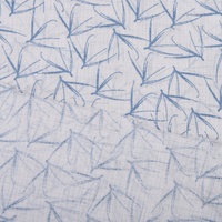 Tissu 100% polyester 150 g/m² 150 cm imprimé feuilles de bambou bleu, infroissable, certifié GRS, pour robes et chemises de filles