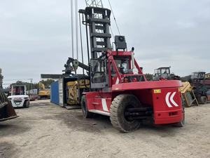 Montacargas Usado Kalmar de 30 Toneladas en Venta, en Perfectas Condiciones de Funcionamiento, Transpaleta Hidráulica Manual, Montacargas Diésel con Mástil de Tres Etapas - Product Image 3