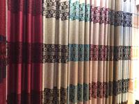 Tissu de rideau jacquard floral occultant de luxe en polyester 100% teint en fil, poids moyen, largeur 2,8 m, 251 GSM, fourni par l'usine