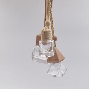 Bouteilles de parfum pour voiture en verre transparent de 10 ml, vides, rechargeables, avec bouchon à vis, diffuseur d'arômes suspendu pour voiture - Product Image 3