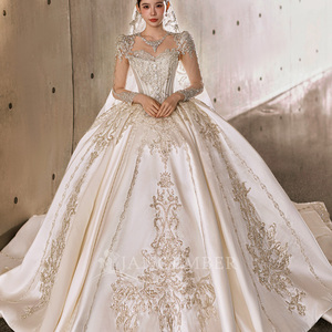 Lsgz02 Vestido de Novia Romántico Blanco con Rosas 3D en Toda la Superficie, Escote Corazón, Cola Catedral, Vestido de Novia Jancemebr - Product Image 2