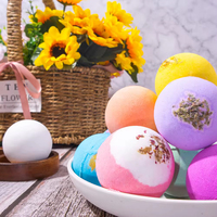 Bain de luxe personnalisé Bombes de bain moussantes faites à la main fleurs végétaliennes biologiques Ensemble de 2 cupcakes crème glacée à faible quantité minimale de commande pour le bain