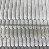 Tissu d'ameublement en velours côtelé rayé tissé en mélange de polyester de qualité supérieure, 2,5 wales, fausse fourrure de lapin, pelucheux et moelleux pour canapé