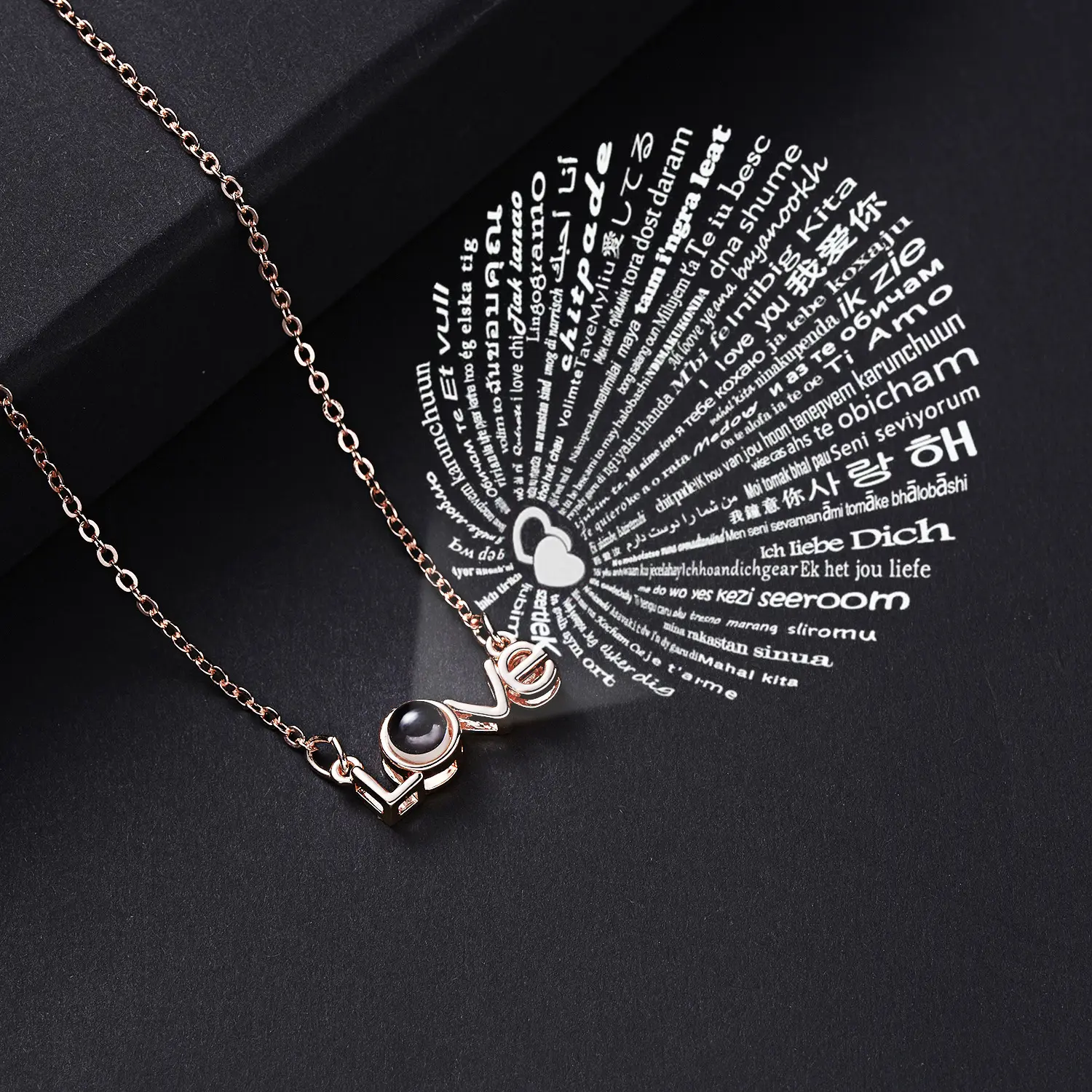 Creative Rose Gold Plated Jewelry I LOVE YOU in 100 Languages Necklace Light Projection Heart Necklaces For Girlfriend