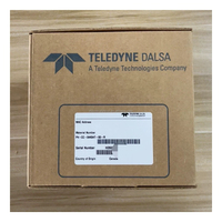 Caméra de numérisation couleur triligne Teledyne DALSA Piranha4 P4-CC-04K04T-00-R 4K avec taux de ligne maximal de 40 kHz et plage dynamique de 61,8 dB