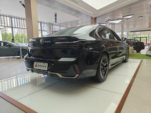 Nuevo <span class=keywords><strong>BMW</strong></span> <span class=keywords><strong>Serie</strong></span> 7 Sedán 2025 con Volante a la Izquierda, Cuero Oscuro Turbo, Ruedas R17, Verificado, Fuentes Comerciales Confiables - Product Image 2