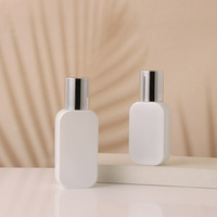 20ml 30ml 50ml 100ml 120ml 30g 50g bouteille de parfum en verre blanc de luxe haut de gamme cylindre bouchon à vis argent joint et pompe pulvérisateur