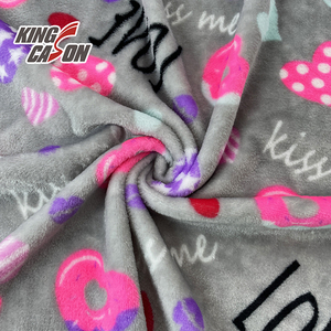 KINGCASON Proveedor de tela Poly Two Side Brush 130gsm Personalizado Corazón Impreso Suave Cómodo Franela Fleece Tela para niños - Product Image 2