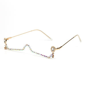 <span class=keywords><strong>Lunettes</strong></span> demi-cerclées style mode avec strass en forme de goutte d'eau et monture à strass, sans <span class=keywords><strong>verres</strong></span> - Product Image 4