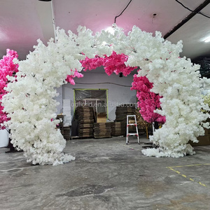 Arches de fleurs artificielles en soie, faux cerisier blanc, fleurs de cerisier artificielles, plantes pour la décoration de la passerelle de mariage, J18 2m 2.5m 3m - Product Image 5
