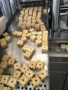 에너지 절약 유압 왁스 미끼 기계 YST 100 100 KN 힘 수출용 해충 방제 - Product Image 3