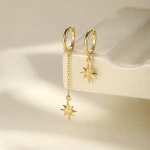 Boucles d'oreilles pendantes asymétriques en argent sterling S925 style AB, motif étoile à huit branches géométrique minimaliste avec pompon - Product Image 2