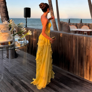 Vestido Elegante Francés con Volantes Irregulares y Abertura, Estilo Bandeau, para Vacaciones, Moda Formal - Product Image 3