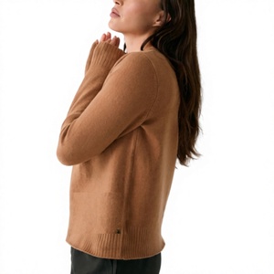 Pull en tricot décontracté d'hiver personnalisé pour femmes, manches longues, logo sur le devant, 100% coton, 300 GSM - Product Image 6
