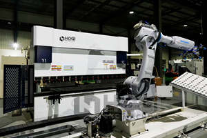 Prensas plegadoras CNC HOGI + procesamiento automatizado de chapa con robótica, operación sin personal, plegado continuo multiestación - Product Image 2