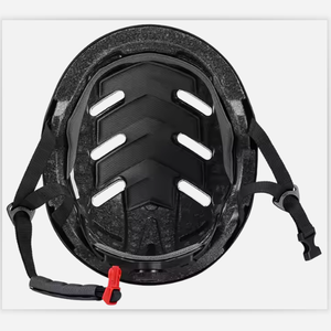 Cascos Defectuosos, Equipo de Protección para Patinetes, Monopatines y Patinaje sobre Ruedas - Product Image 5