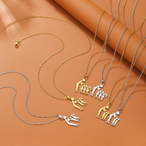 Collier en acier inoxydable pour la fête des mères, pendentif en forme de cœur pour maman, fils, fille, cadeau familial, bijoux, chaîne plaquée or 18 carats - Product Image 1