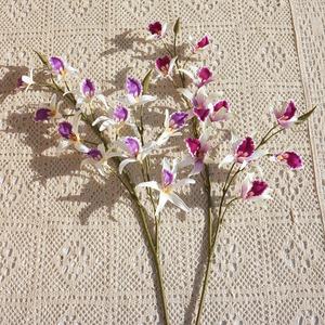 Venta al por mayor <span class=keywords><strong>Dendrobium</strong></span> orquídeas flores artificiales 90cm tela de seda púrpura orquídeas artificiales para la decoración de la boda del hogar - Product Image 4