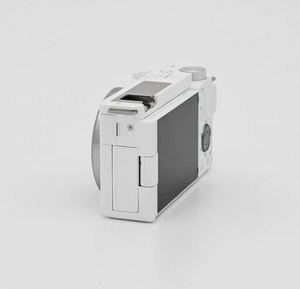 Appareil photo ZV-E10 d'occasion — 24,2 MP APS-C + autofocus 425 points, excellent état, entièrement fonctionnel ! - Product Image 6